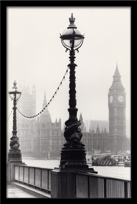 Vinilos Decorativos: Cuadro La niebla de Londres