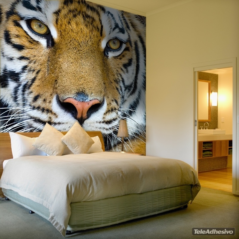 Un fotomural de la cara de un tigre puede formar parte de tus ideas de decoración
