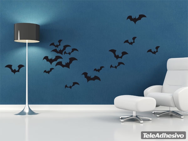 Una decoración de miedo para  Halloween con vinilos decorativos