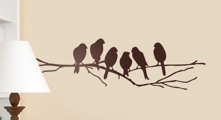 Cinco ideas originales y económicas para decorar una casa con vinilos decorativos