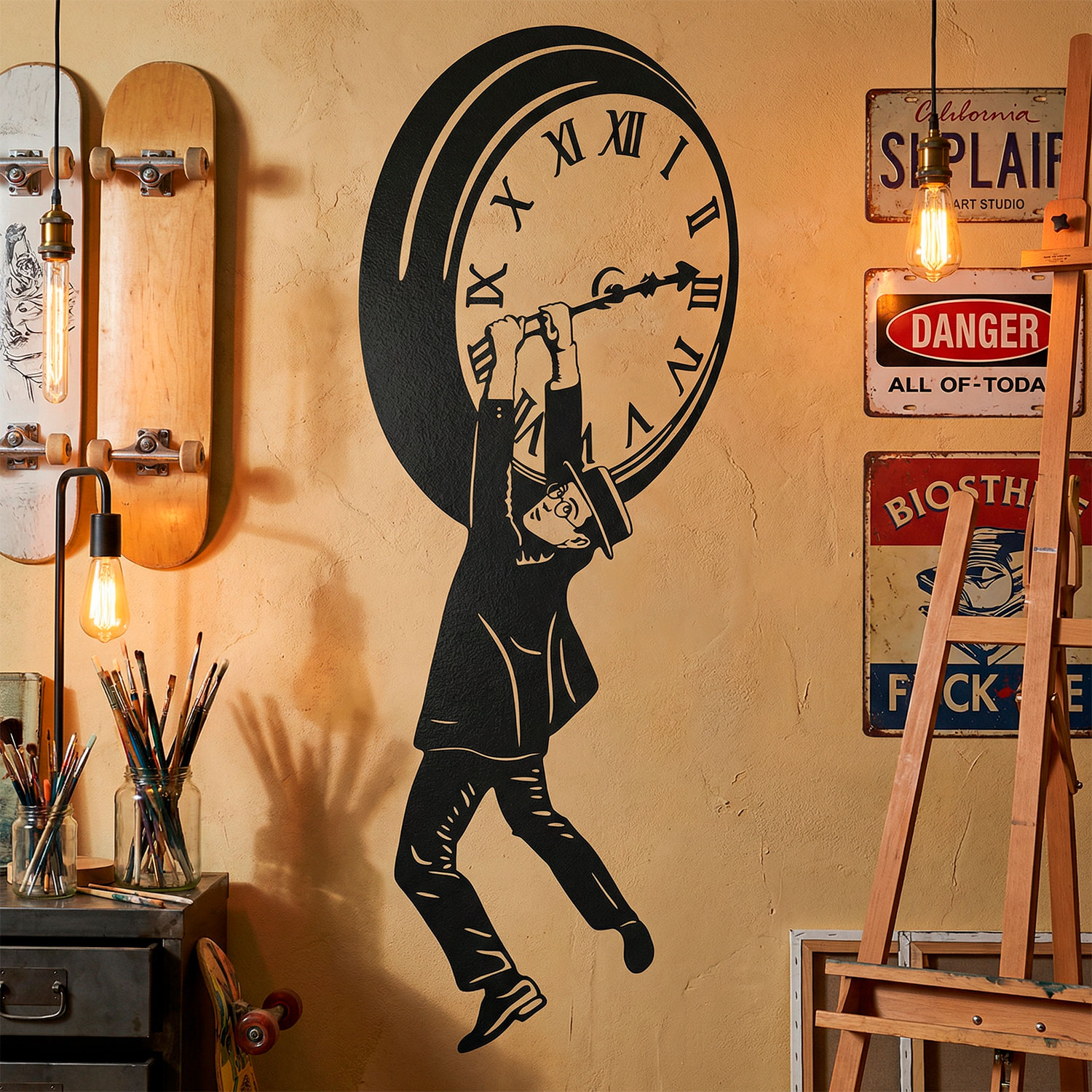 Vinilos Decorativos: Harold Lloyd colgando del reloj