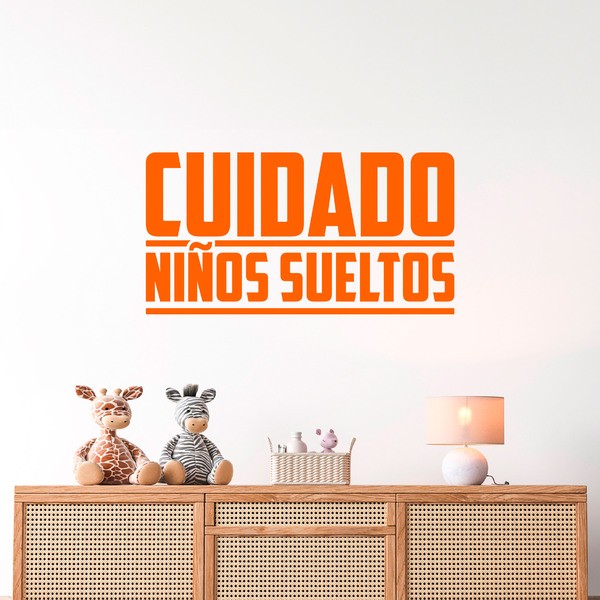 Vinilos Decorativos: Cuidado niños sueltos