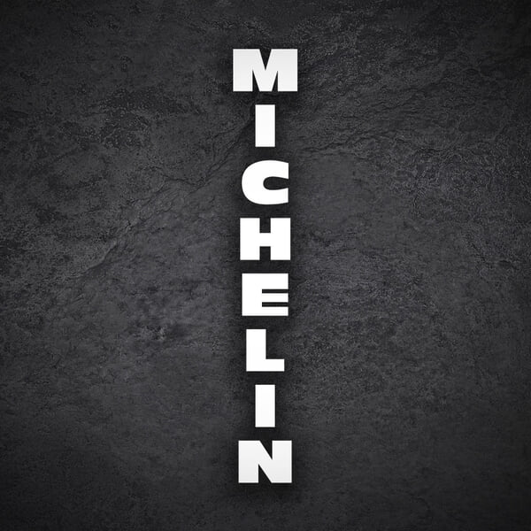 Pegatinas: Michelin Letras Vertical