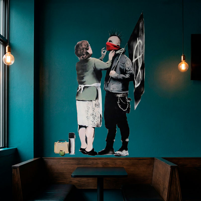Banksy, Mam&aacute; de Punk 3