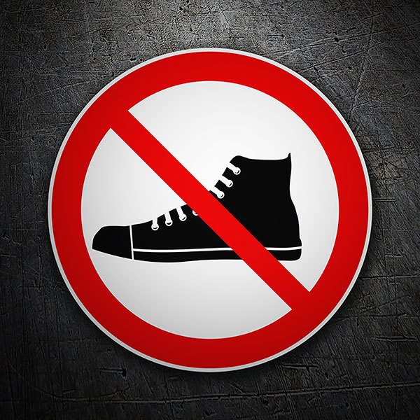 Pegatinas: Prohibido entrar con zapatillas