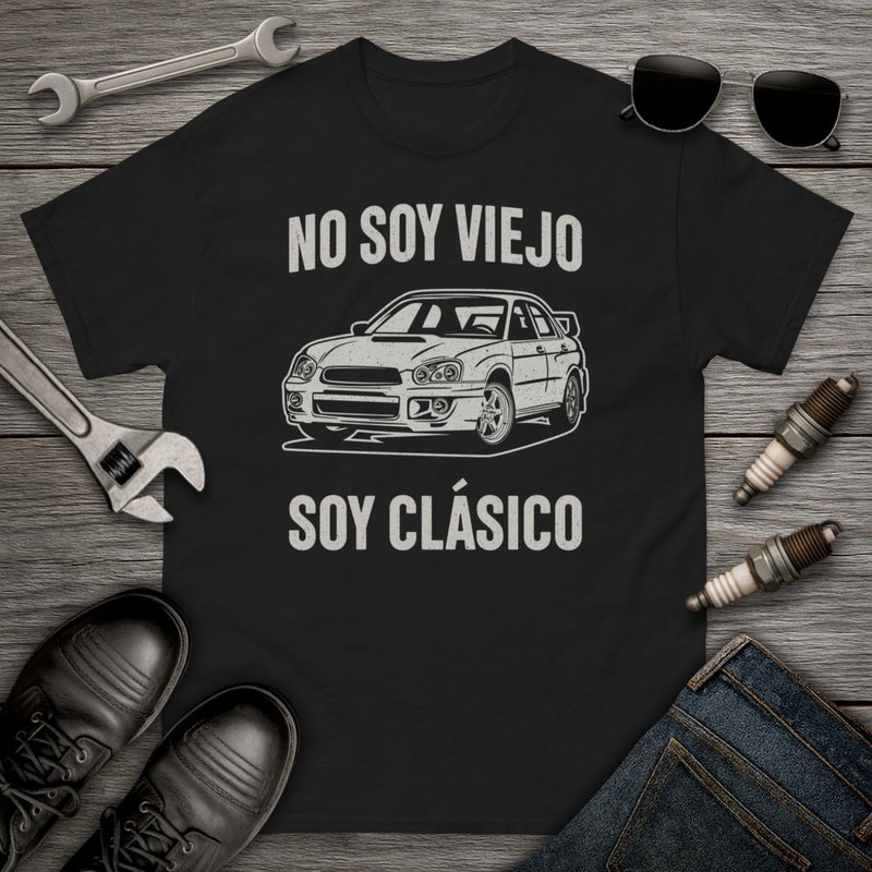Camisetas: No Soy Viejo, Soy Cl&aacute;sico Subaru Impreza