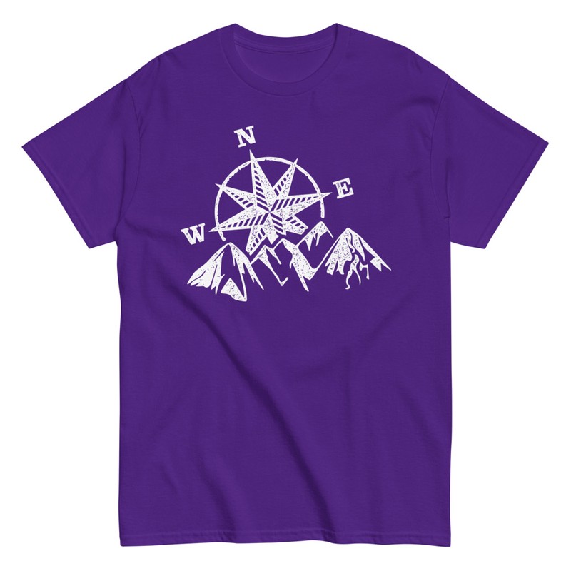 Camisetas: Brújula de Montaña y Aventura
