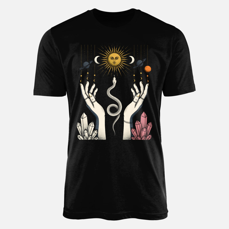 Camisetas: Manos m&iacute;sticas con sol y serpiente