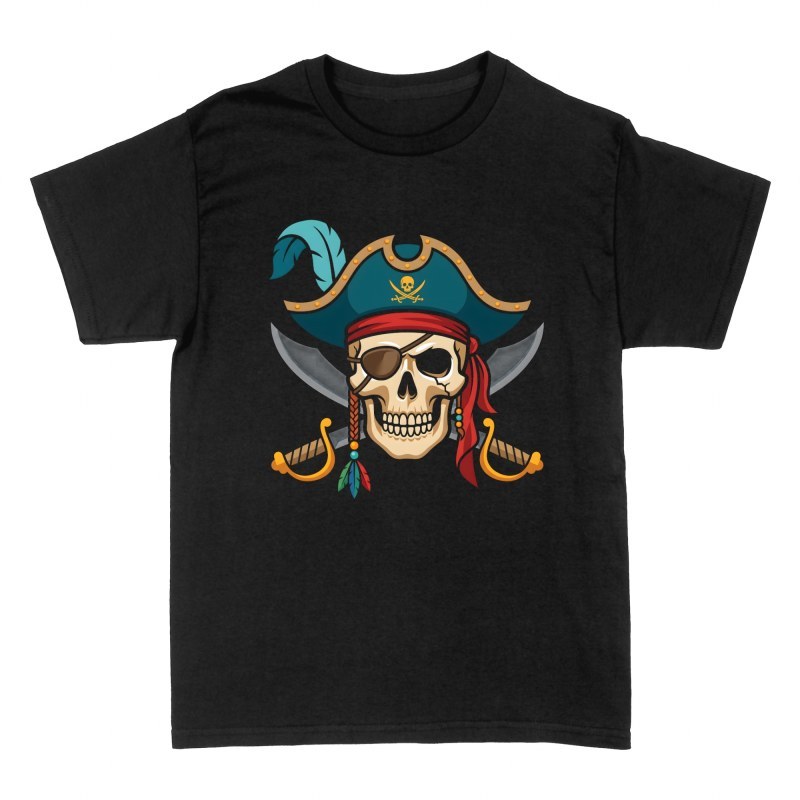 Camisetas: Calavera pirata con tricornio y sables