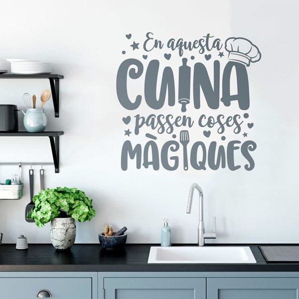 Vinilos Decorativos: Cocina Mágica en Catalán