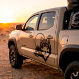 Vinilos autocaravanas: Lobo en el bosque 3