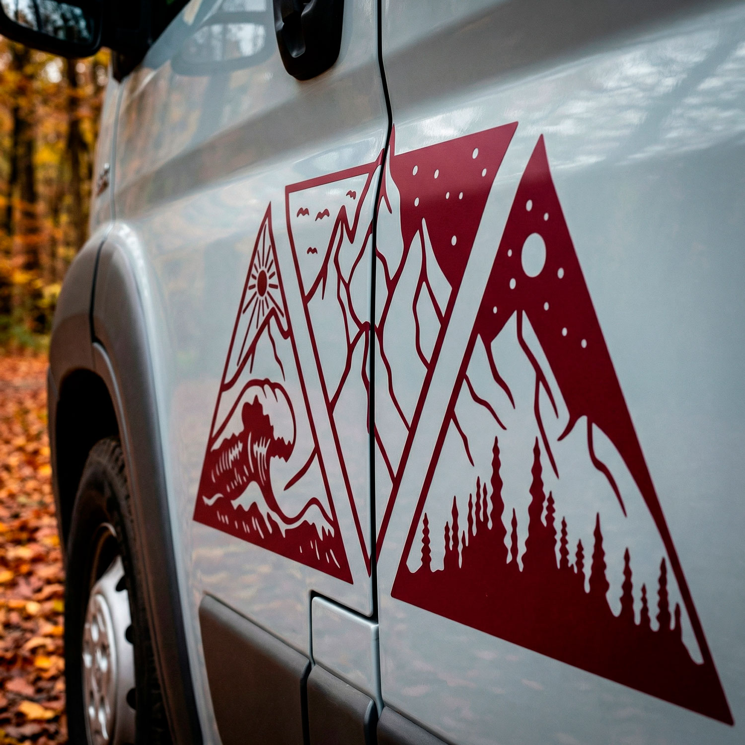 Vinilos autocaravanas: D&iacute;a, noche monta&ntilde;a y playa